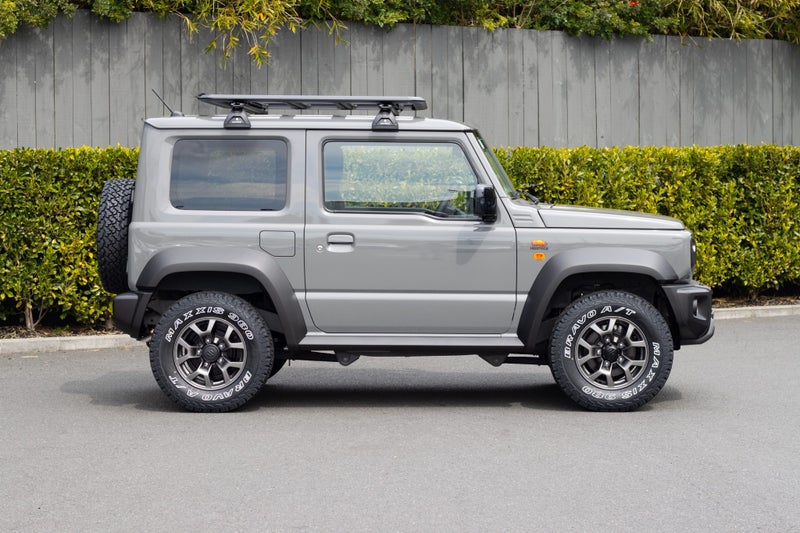 2025 Suzuki Jimny Sierra 3 Door Manual image 2