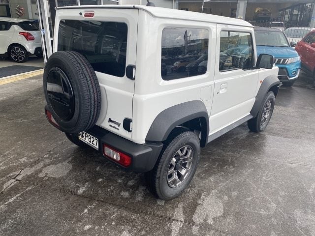 2025 Suzuki Jimny Sierra 3dr Manual image 2