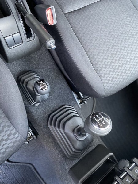 2025 Suzuki Jimny Sierra 3dr Manual image 4