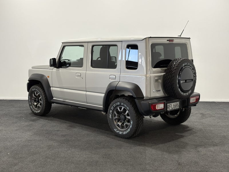 2025 Suzuki Jimny Sierra 5 door image 5