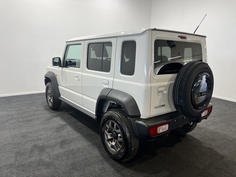 2025 Suzuki Jimny Sierra 5 door Safari image 5