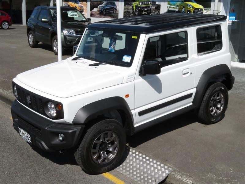 2025 Suzuki Jimny SIERRA AUTO image 2