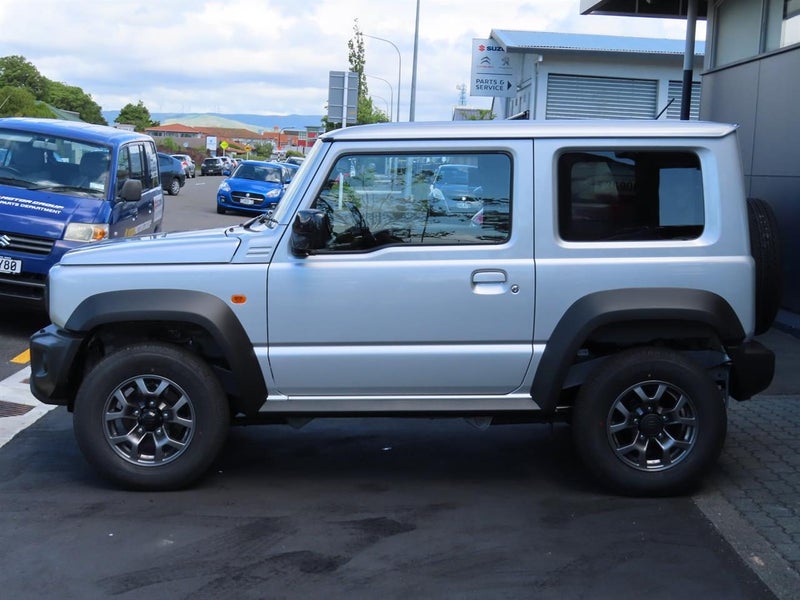 2025 Suzuki Jimny SIERRA AUTO image 3