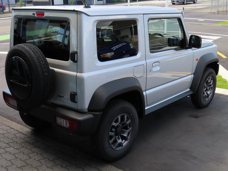 2025 Suzuki Jimny SIERRA AUTO image 5