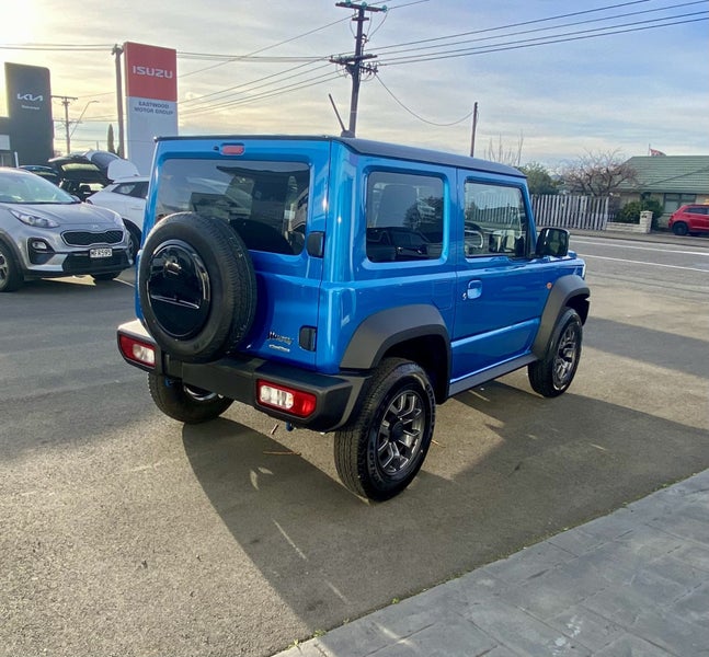 2025 Suzuki Jimny Sierra JLXA 1.5L 3 door 4wd Auto image 4