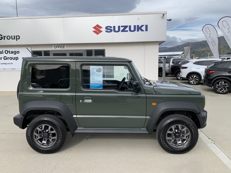 2025 Suzuki Jimny Sierra Manual image 3