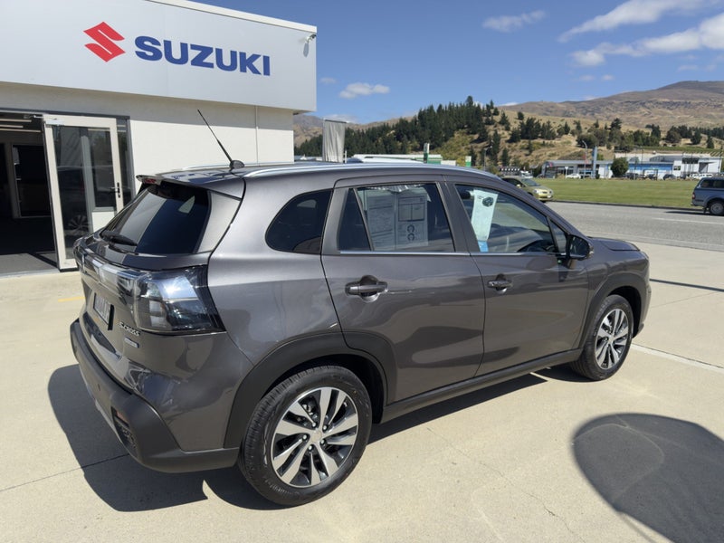 2025 Suzuki S Cross Hybrid JLX AWD Auto image 4