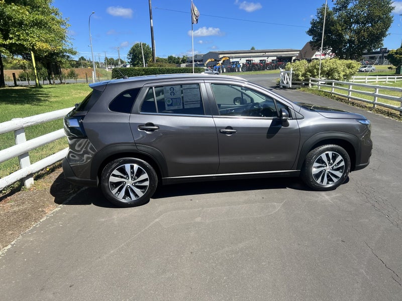 2025 Suzuki S-Cross JLX 2WD HYB image 4