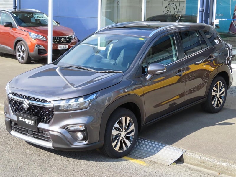 2025 Suzuki S-Cross JLX HYBRID 2WD 1.4T AUTO image 2