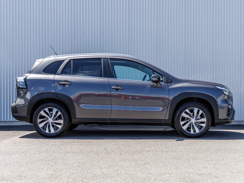 2025 Suzuki S-Cross JLX HYBRID image 5