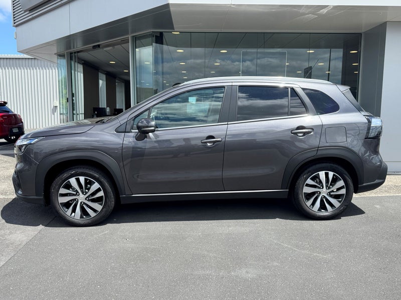 2025 Suzuki S-Cross JLX Hybrid AWD image 5