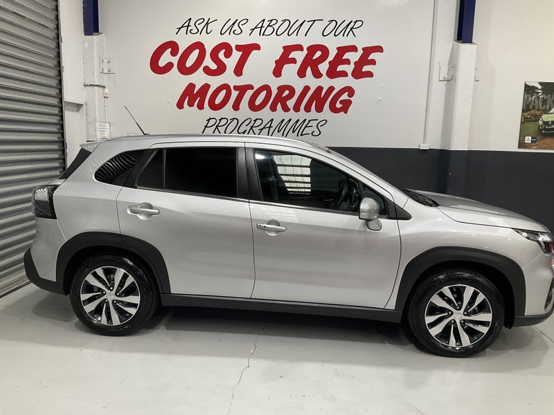 2025 Suzuki S-Cross Jlx Hybrid AWD image 2