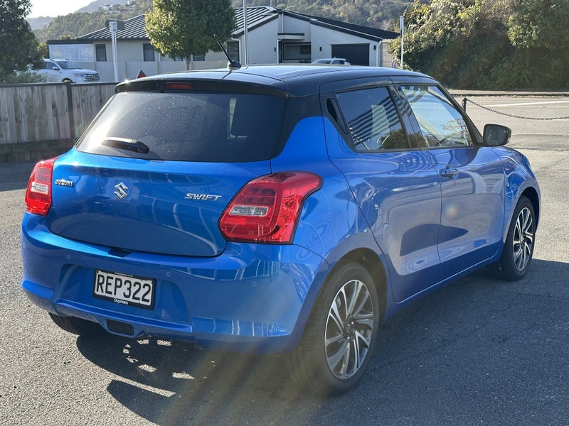2025 Suzuki Swift 1.0T 5DR RS AT (2Tone) image 5