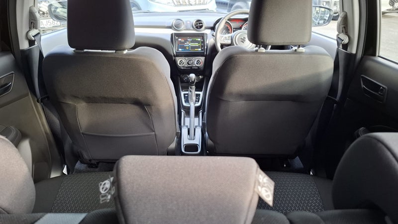 2025 Suzuki Swift 1.2 GL Automatic image 5