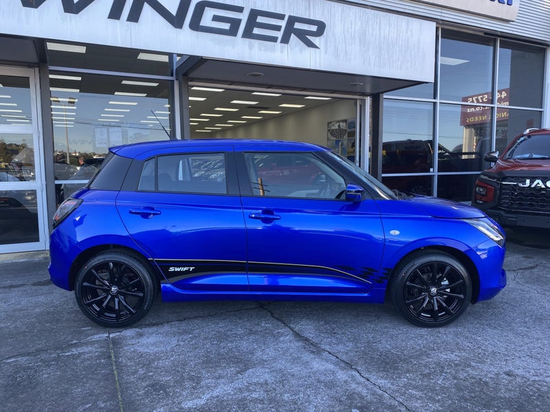 2025 Suzuki Swift 1.2 HYBRID GLS CVT image 2