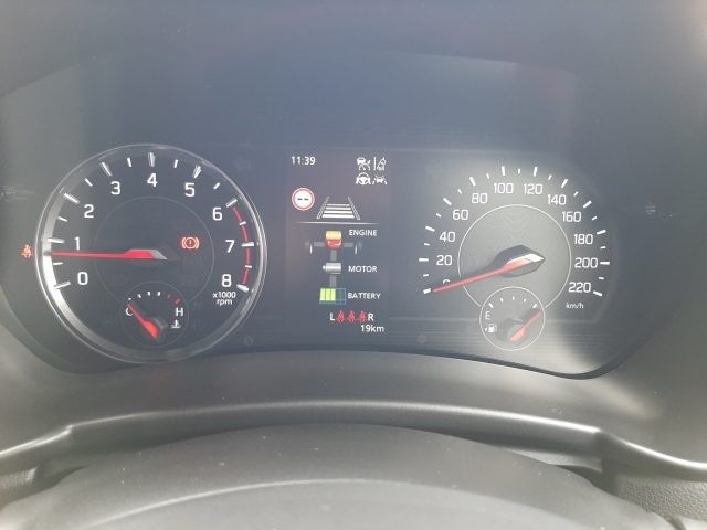2025 Suzuki Swift 1.2 HYBRID GLS MANUAL image 5