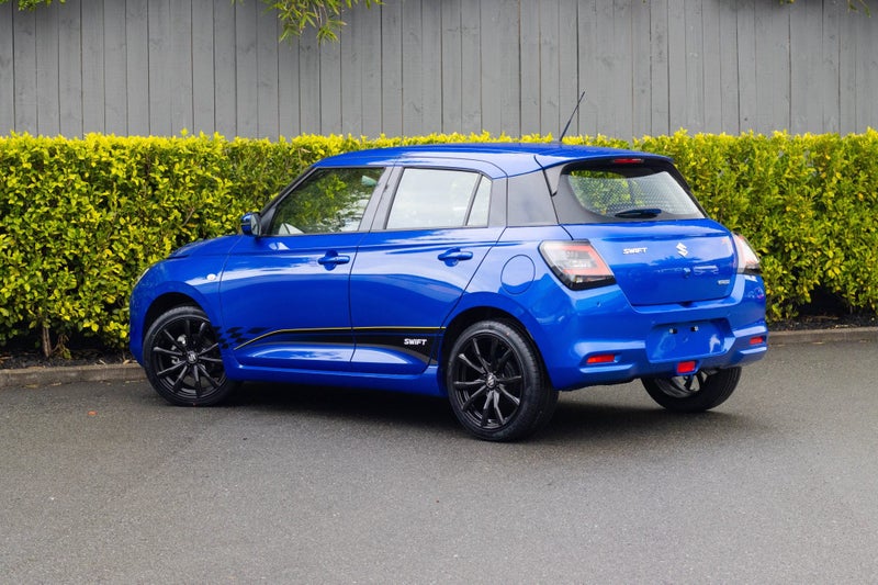 2025 Suzuki Swift 1.2 Hybrid GLSC Auto image 3