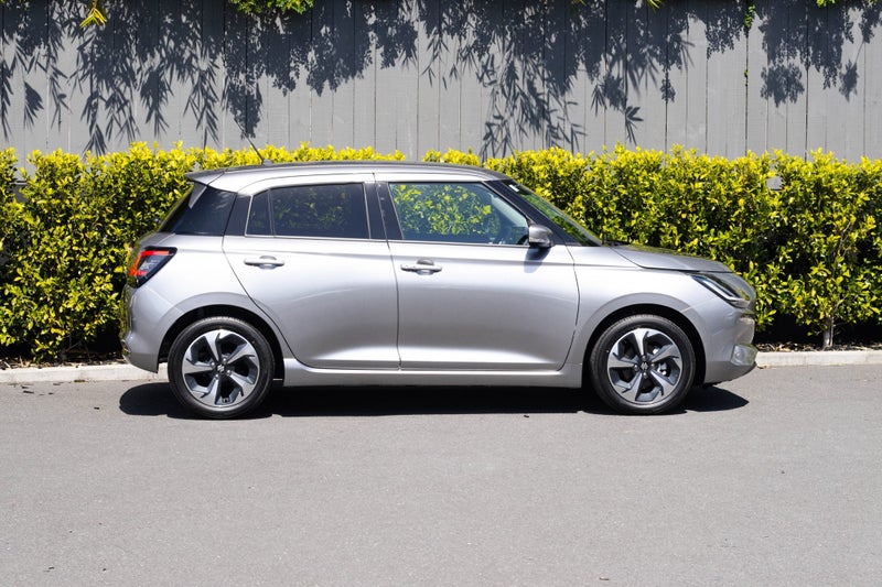 2025 Suzuki Swift 1.2 Hybrid RSC Auto image 2
