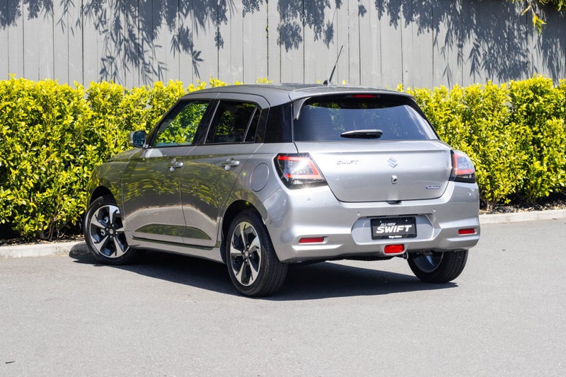 2025 Suzuki Swift 1.2 Hybrid RSC Auto image 3