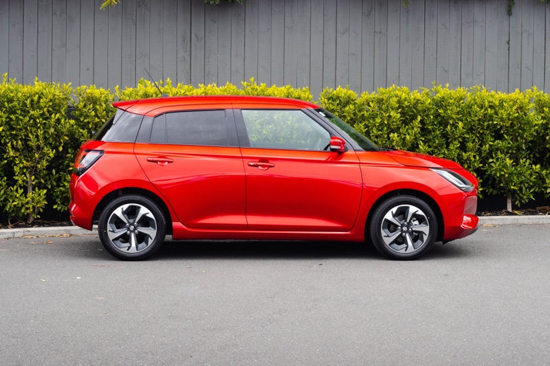 2025 Suzuki Swift 1.2 Hybrid RSC Auto image 2