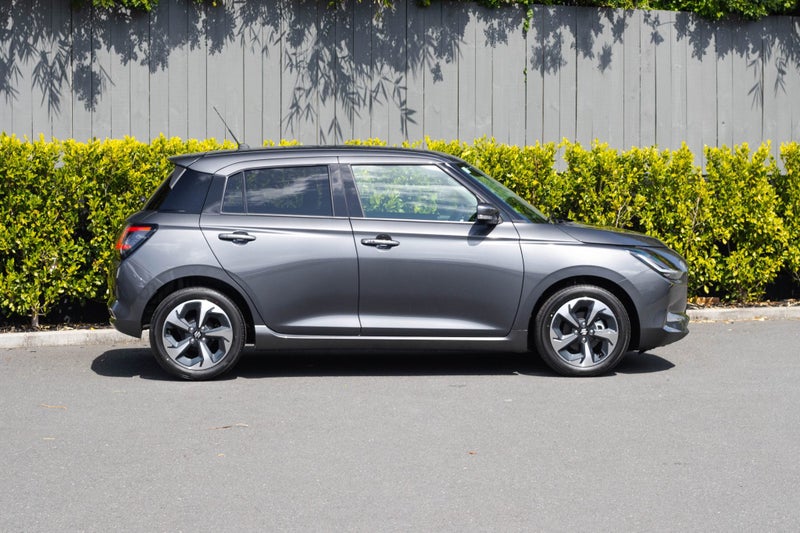 2025 Suzuki Swift 1.2 Hybrid RSC Auto image 2