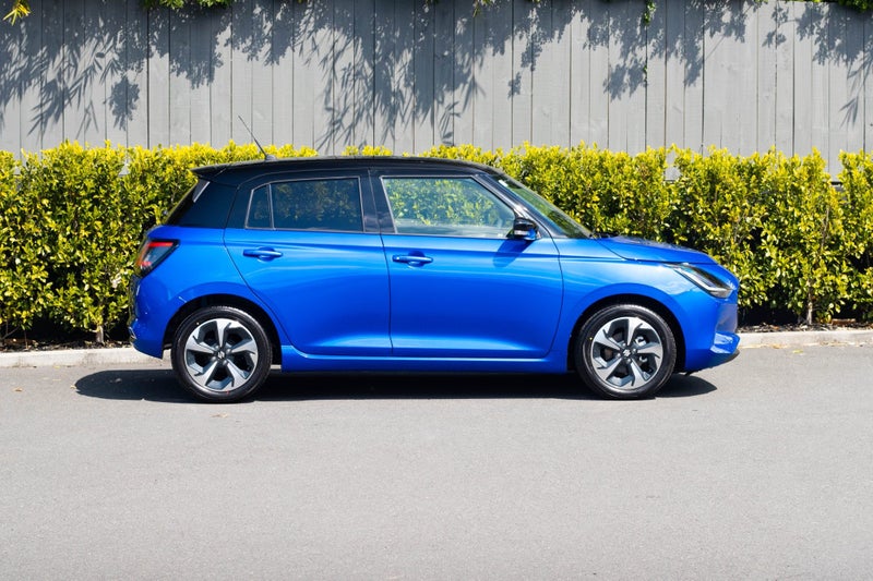 2025 Suzuki Swift 1.2 Hybrid RSC Auto image 2