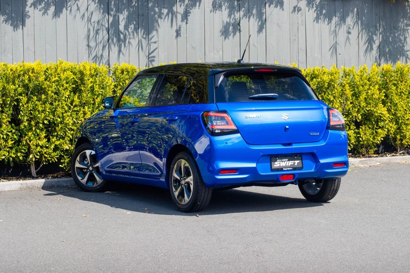 2025 Suzuki Swift 1.2 Hybrid RSC Auto image 3