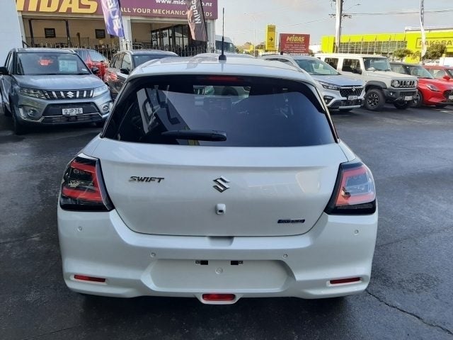 2025 Suzuki Swift 1.2 HYBRID RSC CVT image 4