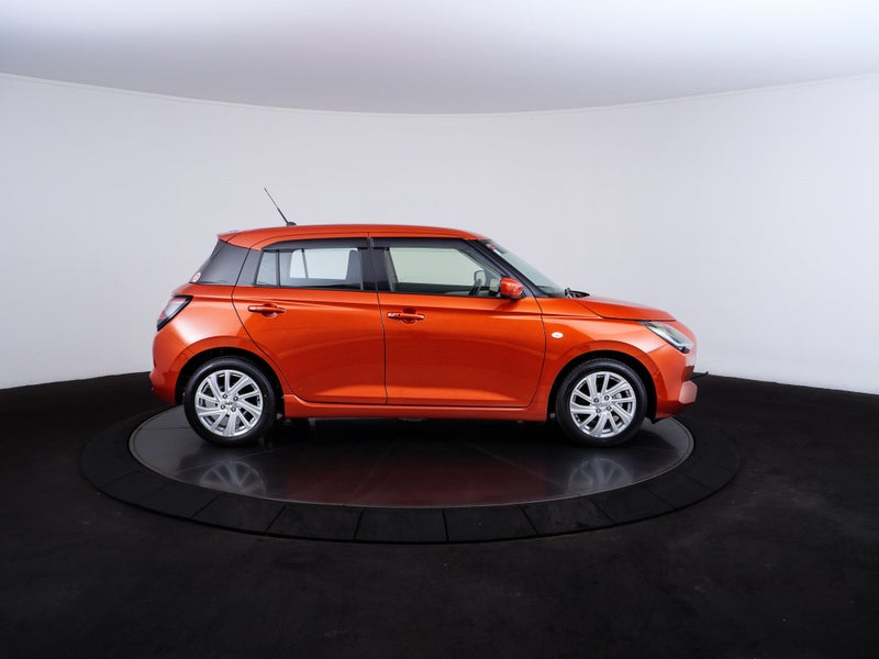 2025 Suzuki Swift 1.2 Plus M/T image 4
