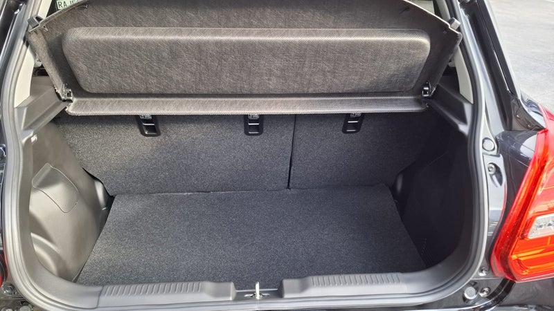 2025 Suzuki Swift GL 1.2 CVT image 4