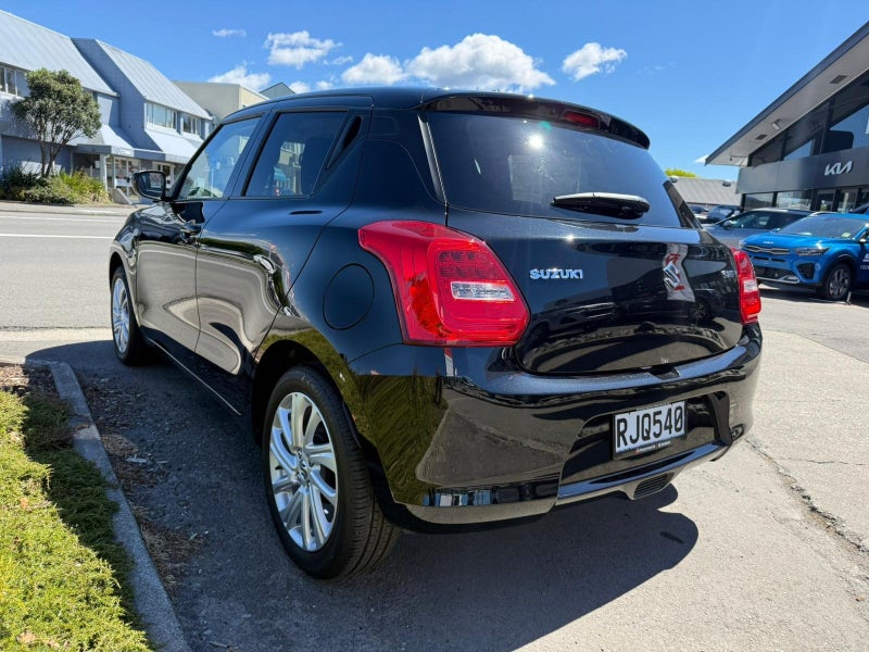 2025 Suzuki Swift GL 1.2P/CVT - image 4
