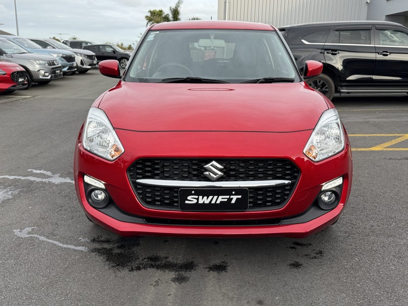 2025 Suzuki Swift GL image 5