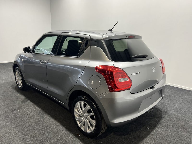 2025 Suzuki Swift GL image 5