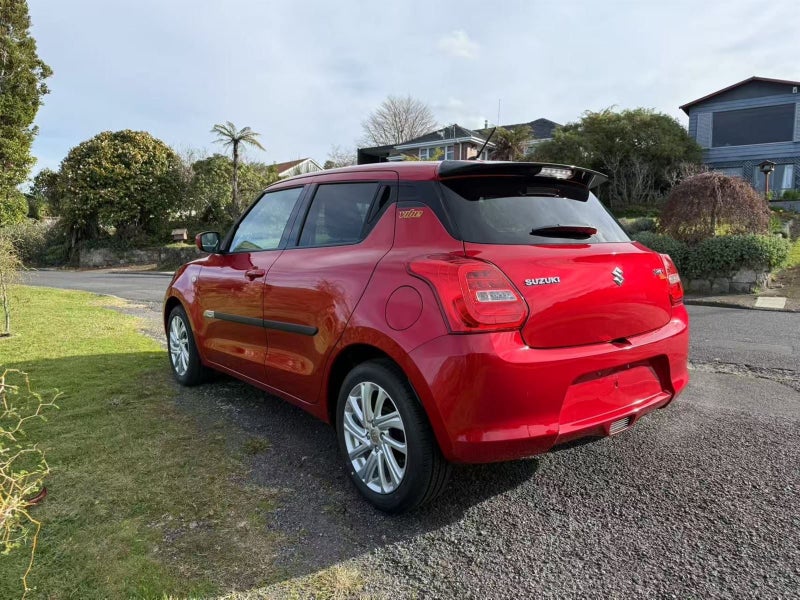 2025 Suzuki Swift GL image 5