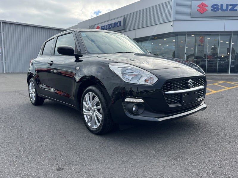 2025 Suzuki Swift GL image 1