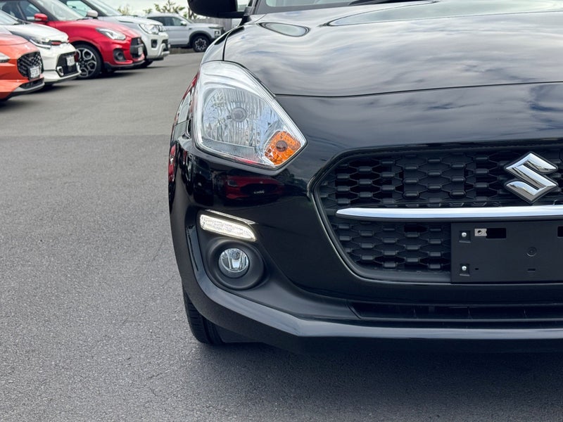2025 Suzuki Swift GL image 5