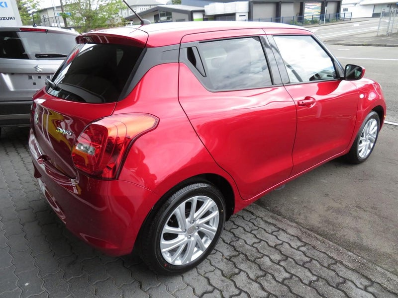 2025 Suzuki Swift GL AUTO image 5