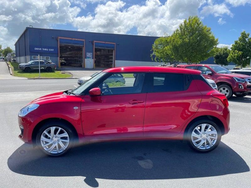2025 Suzuki Swift GL CVT 1.2 image 4