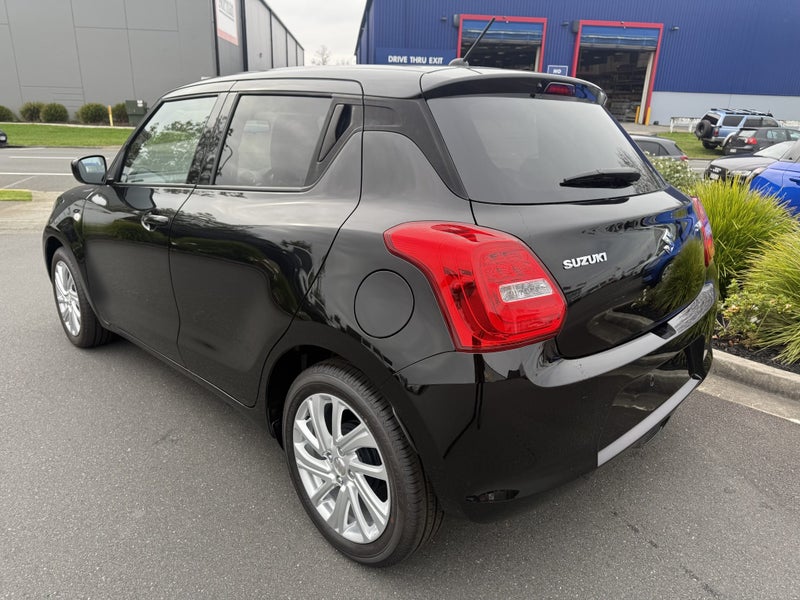 2025 Suzuki Swift GLCB image 5