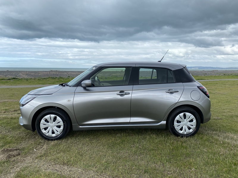 2025 Suzuki Swift GLS 1.2Pmh/5Mt image 4