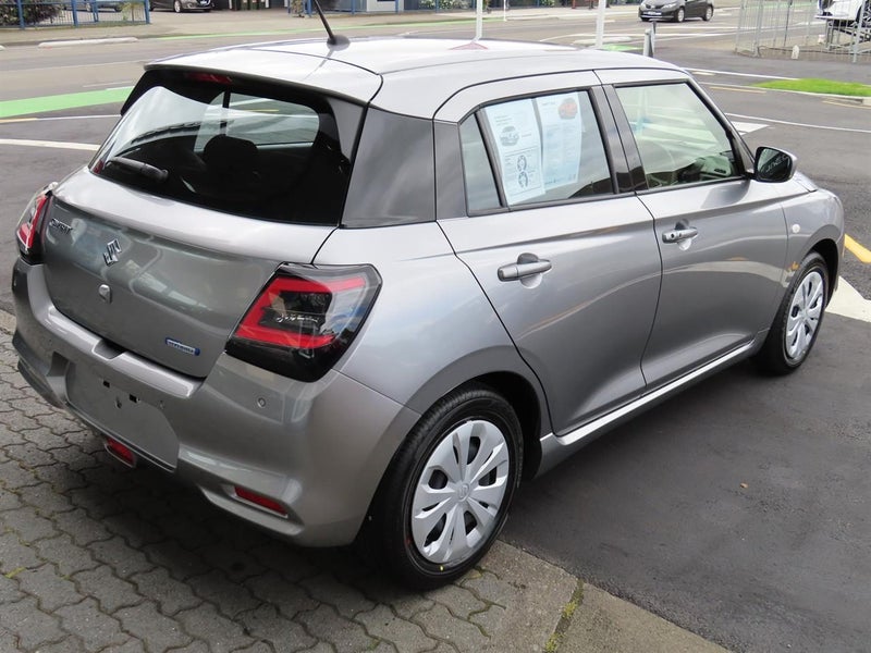 2025 Suzuki Swift GLS HYBRID MANUAL image 5