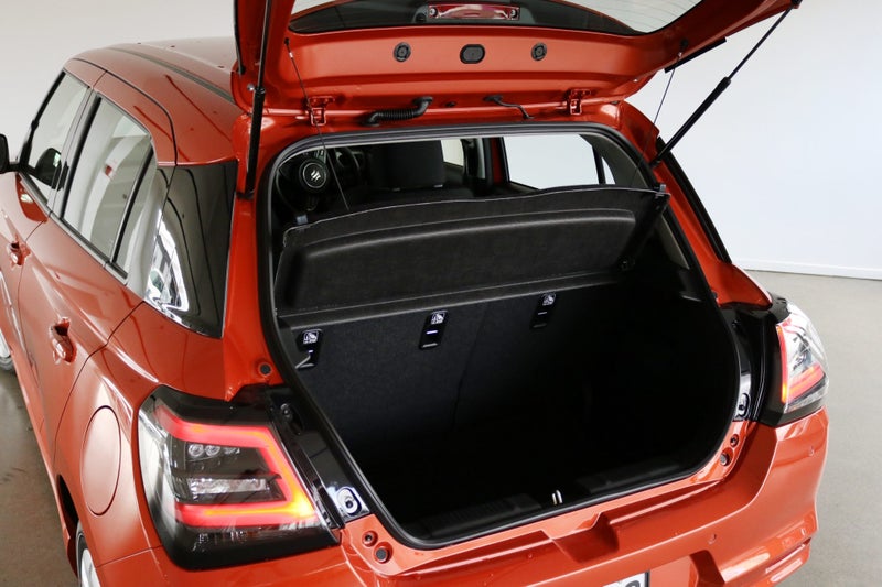 2025 Suzuki Swift GLSC image 5