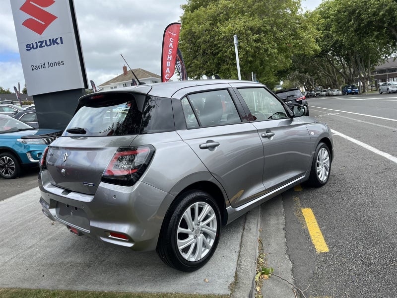 2025 Suzuki Swift GLSC image 4