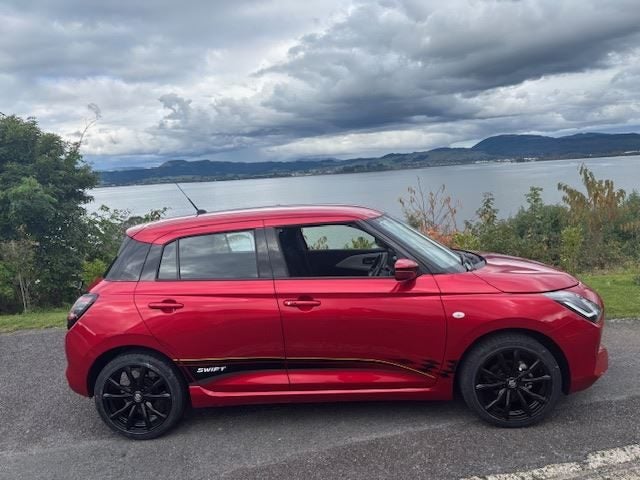 2025 Suzuki Swift GLSC image 2