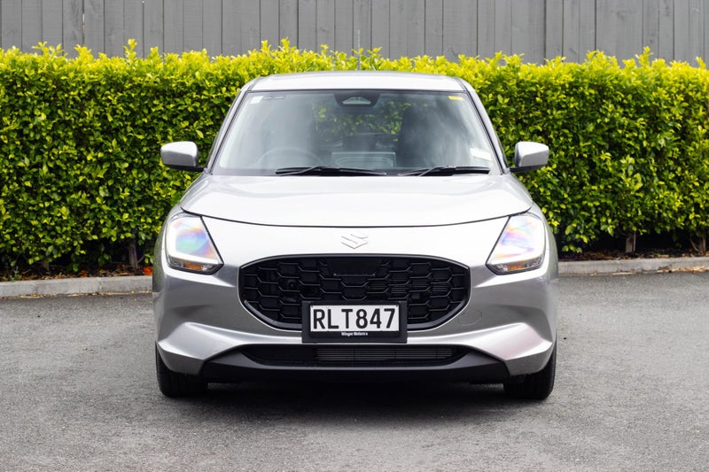 2025 Suzuki Swift GLZ 1.2 Auto Hybrid image 4