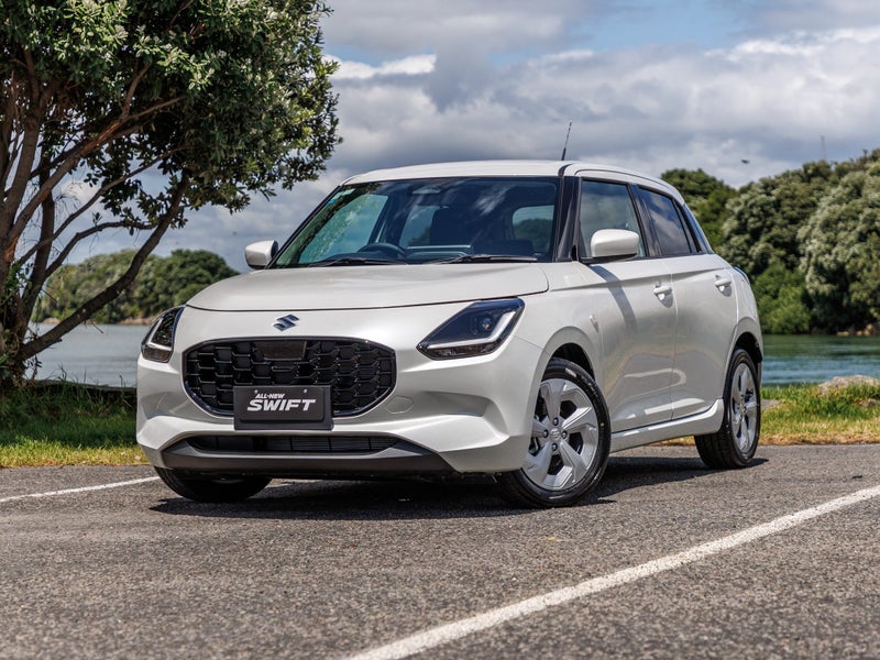 2025 Suzuki Swift GLZ AUTO HYBRID image 1