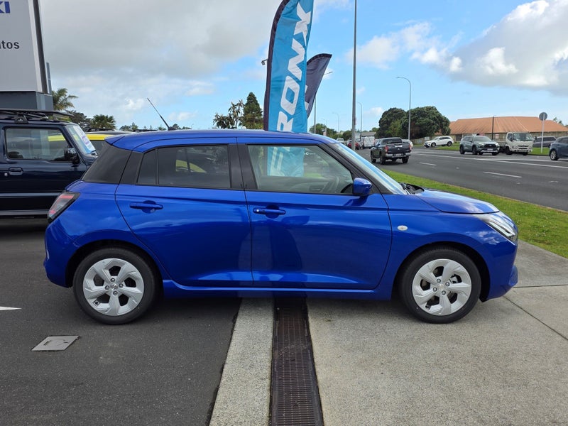 2025 Suzuki Swift GLZ Hybrid image 4