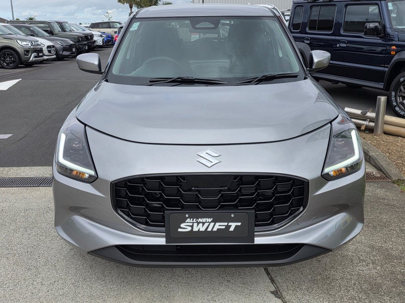 2025 Suzuki Swift GLZ Hybrid image 3