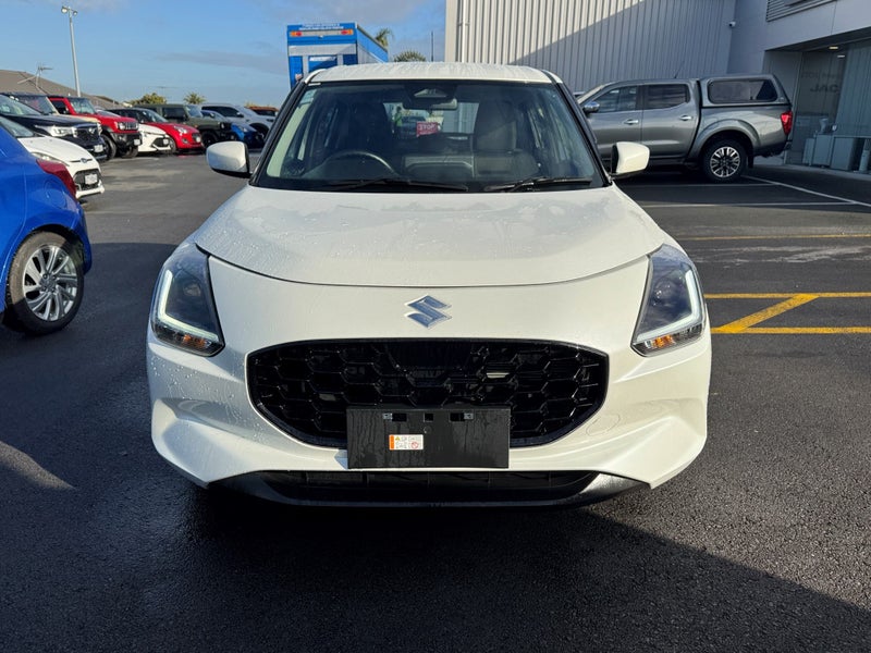 2025 Suzuki Swift Plus M/T Special Edition image 4