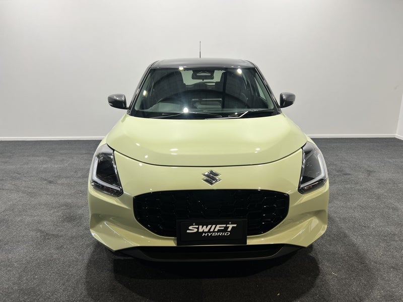 2025 Suzuki Swift RS Hybrid image 2